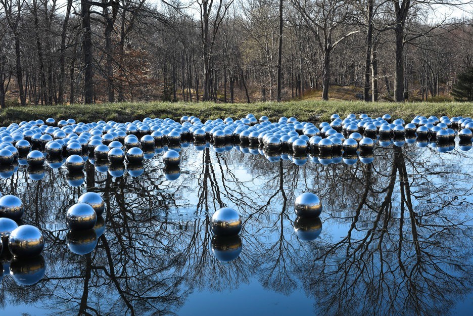 Yayoi Kusama - Narcissus Garden